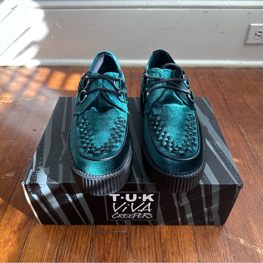 Emerald Green Velvet Viva Mondo Creeper (never worn)